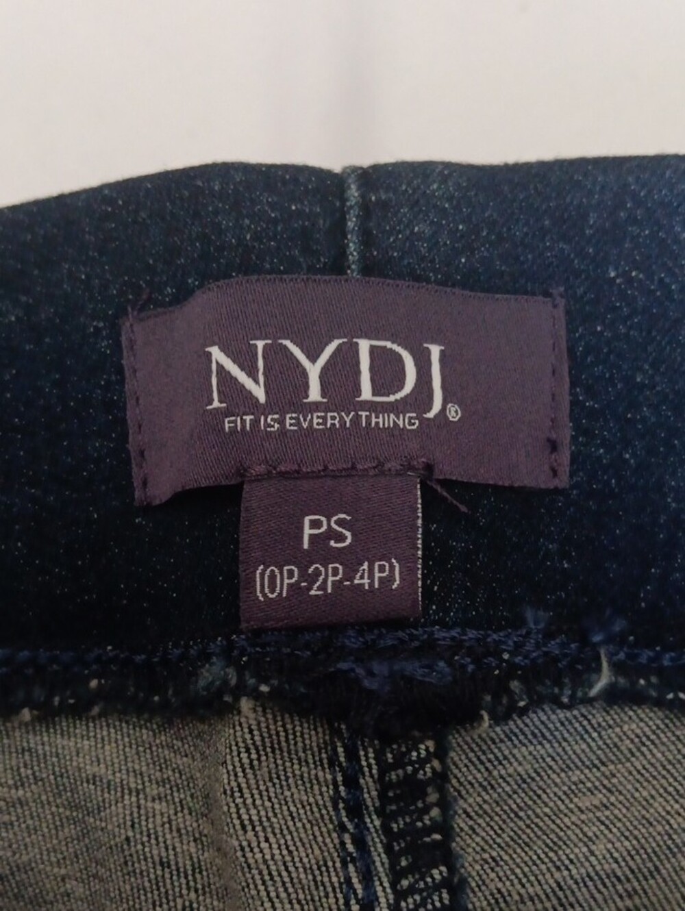 NWT,NYDJ Women's Boot Cut Jeans - Dark Indigo Blue.2-4 Petite - Picture 2 of 8